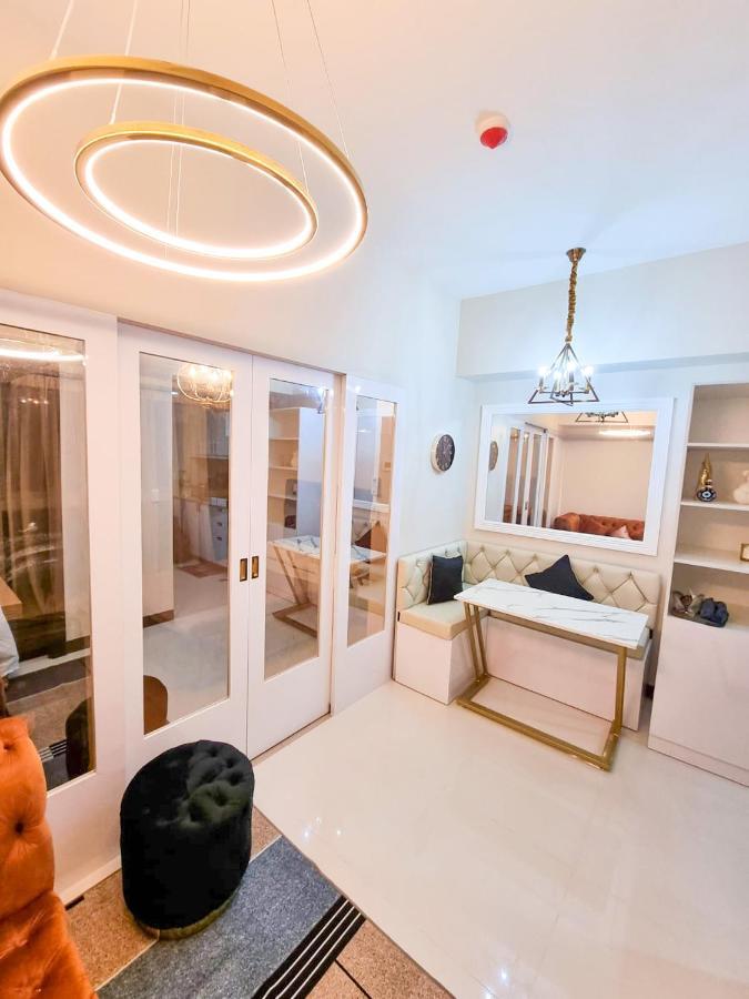 Modern 1Br In Uptown Bgc Aparthotel Taguig Bagian luar foto
