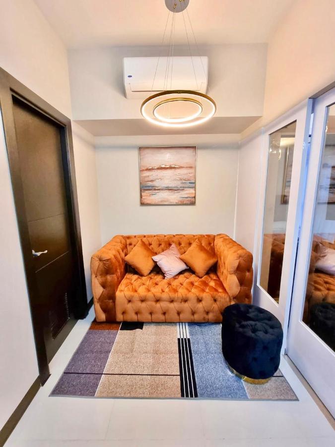 Modern 1Br In Uptown Bgc Aparthotel Taguig Bagian luar foto