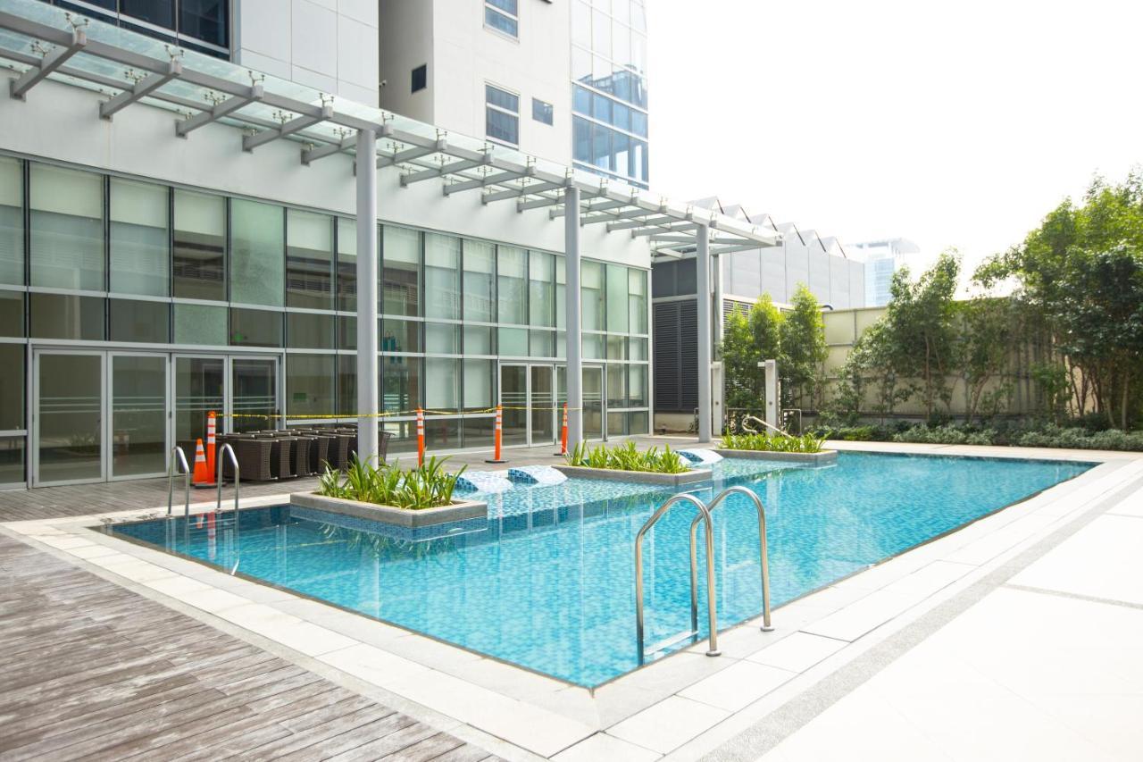 Modern 1Br In Uptown Bgc Aparthotel Taguig Bagian luar foto