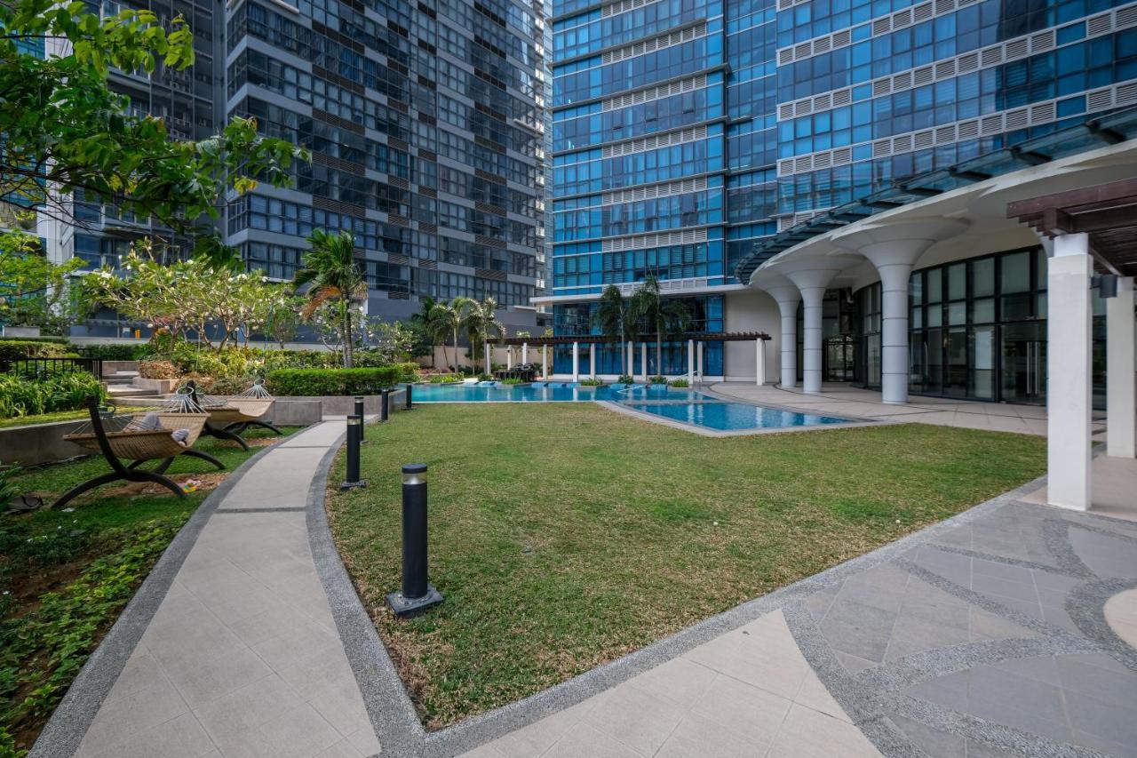 Modern 1Br In Uptown Bgc Aparthotel Taguig Bagian luar foto