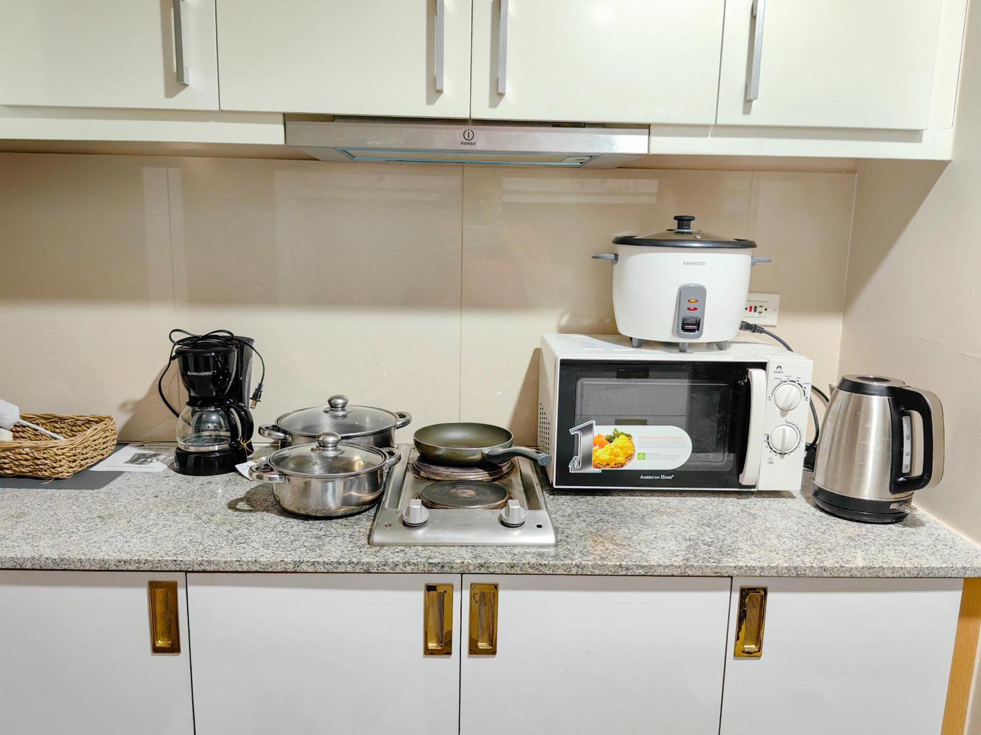 Modern 1Br In Uptown Bgc Aparthotel Taguig Bagian luar foto